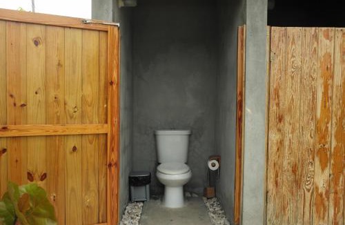 Azua Hotel | Altos de la Caobita