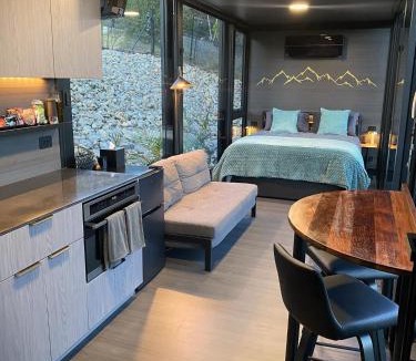 Bright Villa | Altura Pod Bright