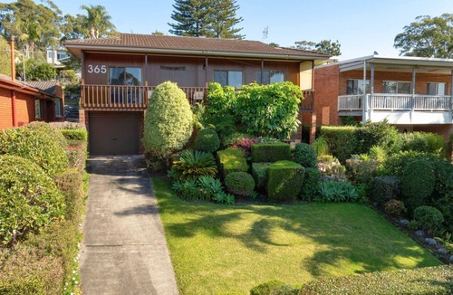 Vincentia House | Alva Lee by Experience Jervis Bay