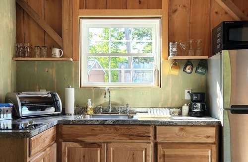 Lamoine Cabin | Alvah's Park Ranger Cabin