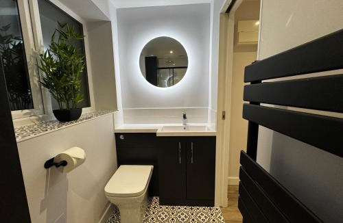 Lee-on-the-Solent Apartment | Alver Lodge , Self contained studio