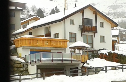 Engadin Scoul Apartment | Alvetern Tschuetta and Alpetta