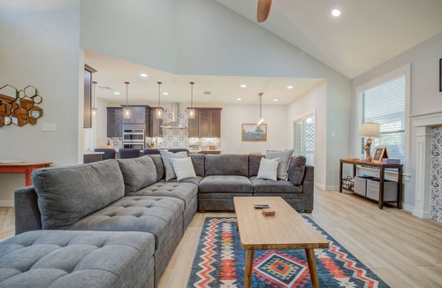 Gracywoods House | Always Indigo: Space and comfort in N Austin