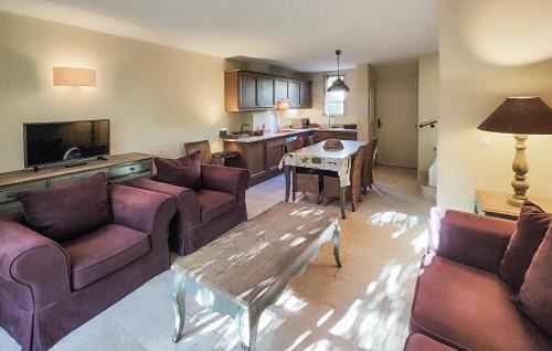Saint-Laurent-de-la-Cabrerisse House | Amazing Home In Saint-Laurent-De-La-Ca With Wifi