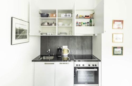 La Tour-de-Peilz Apartment | AM3Office apartment with contactless check-in near lake