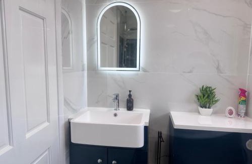 Colchester Apartment | Ama comfort Stay