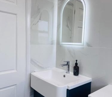 Colchester Apartment | Ama comfort Stay