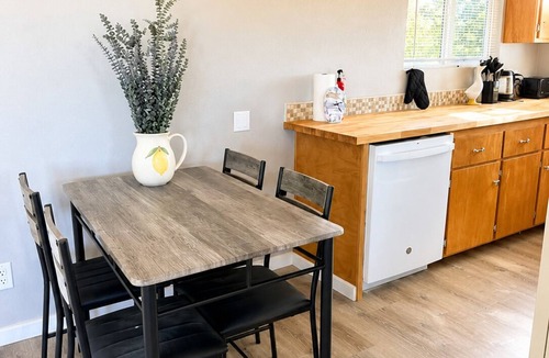 Shenandoah Valley House | Amador Wine Country Farmhouse Near Wineries