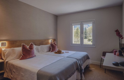 Traslavina Hotel | Amalurra Ecohotel & Retreat Center