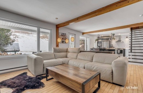 Chateau-Richer Ski Chalet | Amanayé | Wooded Nest | Spa & Wood-Burning Fireplace