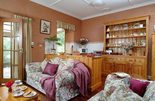 Kuitpo Bed & Breakfast | Amanda's Cottage 1899