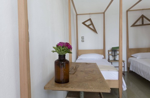 Veli Rat Hostel | Amarcod Skola bed & breakfast and boutique hostel