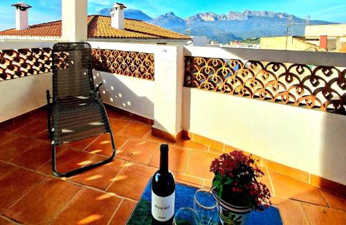 Callosa d' En Sarria House | Amarilla