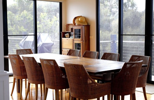 Fingal House | Amaroo - Stunning property Moonah Links Golf Course