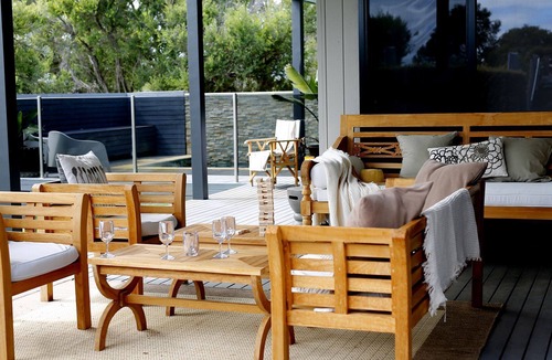 Fingal House | Amaroo - Stunning property Moonah Links Golf Course