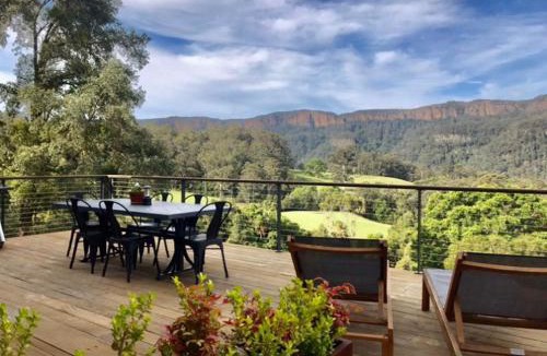 Barrengarry Villa | Amaroo Valley Springs