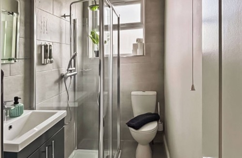 Grantham Apartment | Amaya Five - UK48138