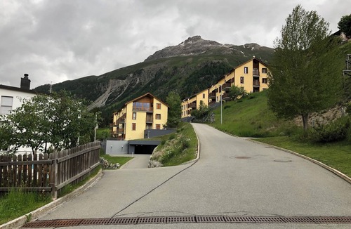 Samedan Apartment | Amazing 1-bedroom apartment in Samedan