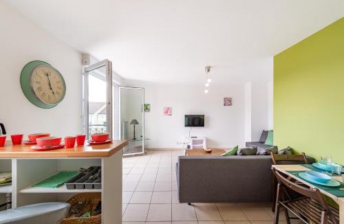 Bussy-Saint-Georges Apartment | Amazing 10 mns de Disney parking