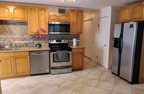 Capri Isle Condo | Amazing 1B/1B Waterview, main level Apt. AS3