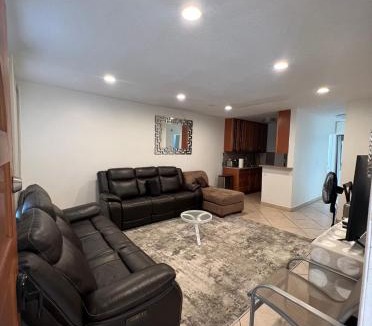 Del Rey Apartment | Amazing 1bd apartment with big office#4