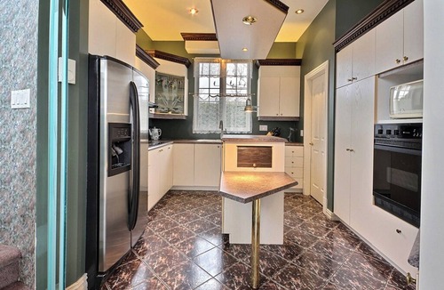 Quartier 4-3 House | Amazing 2-bedroom bungalow with a SPA in charming Québec