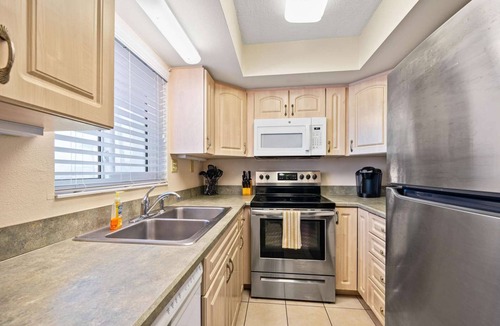 Ormond-by-the-Sea Condo | Amazing 2-bedroom beachfront condo on Ormond Beach steps from pool and beach.