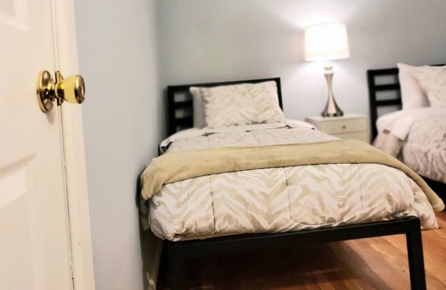 Cove - East Side - Shippan Condo | Amazing 2 bedrooms apartment 3 beds and walking distance to Cove Beach