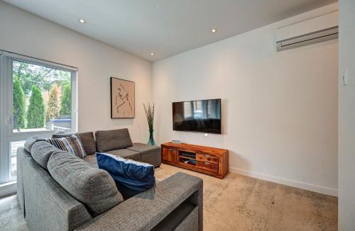 Pointe-Saint-Charles Apartment | Amazing 2BR condo with private terrace presented by TripMontreal II