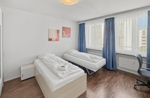 Seefeld Apartment | Amazing 2BR near Lake - Flower 33