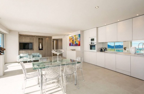 Cannes La Bocca Apartment | Amazing 3-BDR | Panoramic Sea Views