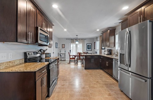The Nations House | Amazing 3 Bed, 2 Bath in the Nations Neighborhood!