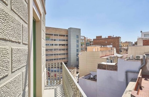 Sants Apartment | Amazing 3 bedroom+2bathroom minutes from Pl España