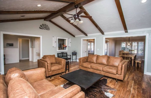 Lubbock House | Amazing 3-bedroom house near tech & shopping in friendly Lubbock neighborhood
