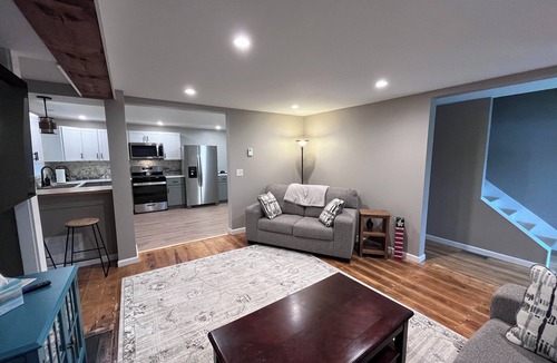 Rome Apartment | Amazing 3-bedroom apartment in charming Westernville.