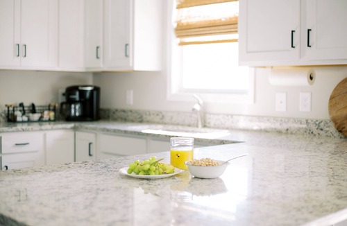 James City House | Amazing 3 BR Home | 5 mins to DT | Pet Friendly