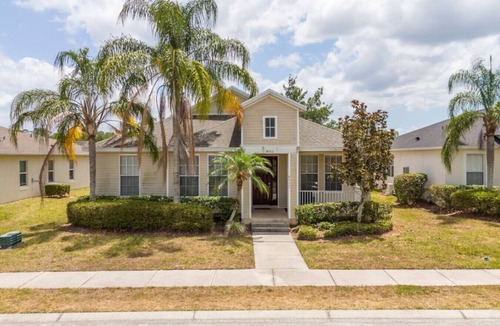 Trafalgar Village House | Amazing 4Bd Home Pool & BBQ Grill Trafalgar Resort