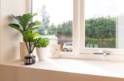 Broadheath House | Amazing 6 Bedroom Holiday Home Sleep 11 Manchester CIty Manchester Airport