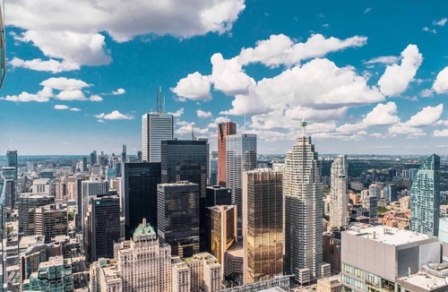 Central Waterfront Condo | Amazing 65th floor downtown condo! +Free parking.