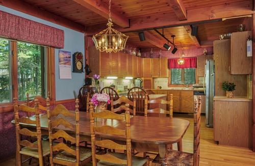 Highland Lake House | Amazing All-Season, Private Lakefront Retreat!