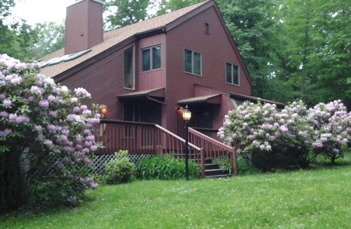 Highland Lake House | Amazing All-Season, Private Lakefront Retreat!