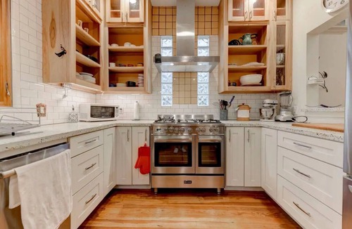 Hyde Park House | Amazing and Unique Spacious 3bd in Hyde Parkn