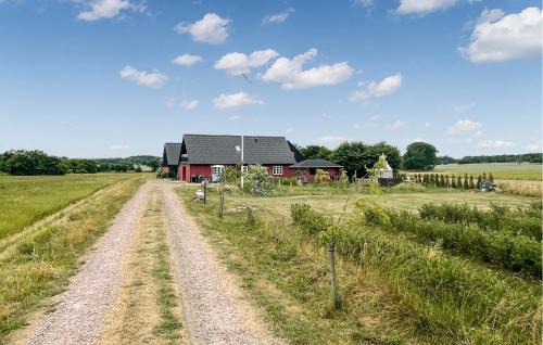 Østermarie Apartment | Amazing Apartment In Østermarie