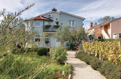 Valbandon Apartment | Amazing apartment in Fazana with WiFi