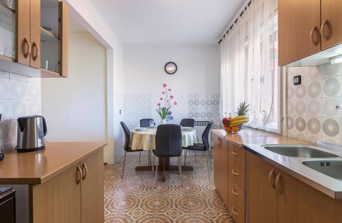 Galizana Apartment | Amazing apartment in Galizana with WiFi