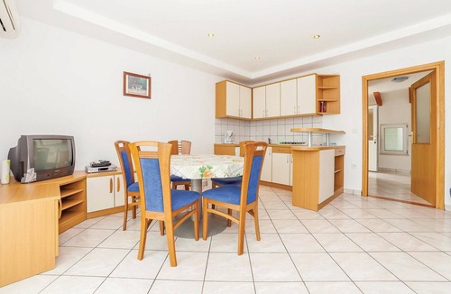 Grizane Apartment | Amazing apartment in Grizane with swimming pool