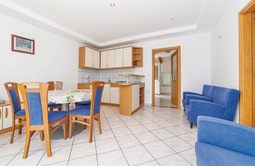Grizane Apartment | Amazing apartment in Grizane with swimming pool