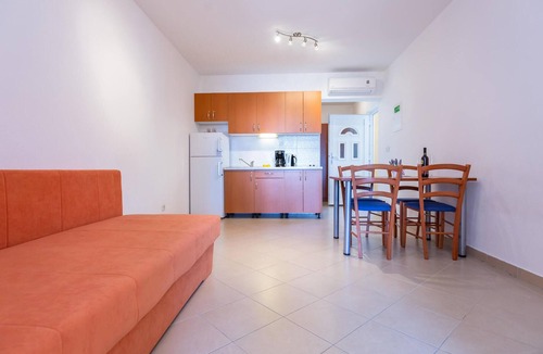 Baska Voda Apartment | Amazing apartment in Baska Voda