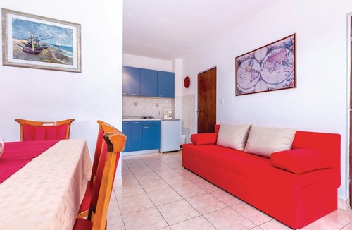 Smrika Apartment | Amazing apartment in Jadranovo with WiFi
