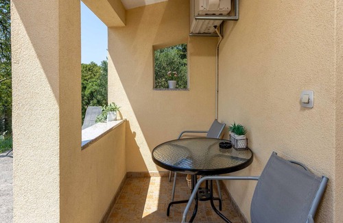Zurkovo Apartment | Amazing apartment in Kostrena with WiFi